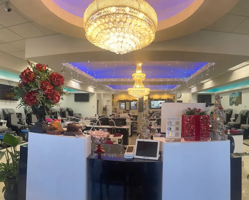 Deluxe Nails & Spa — Nail salon in Valdosta